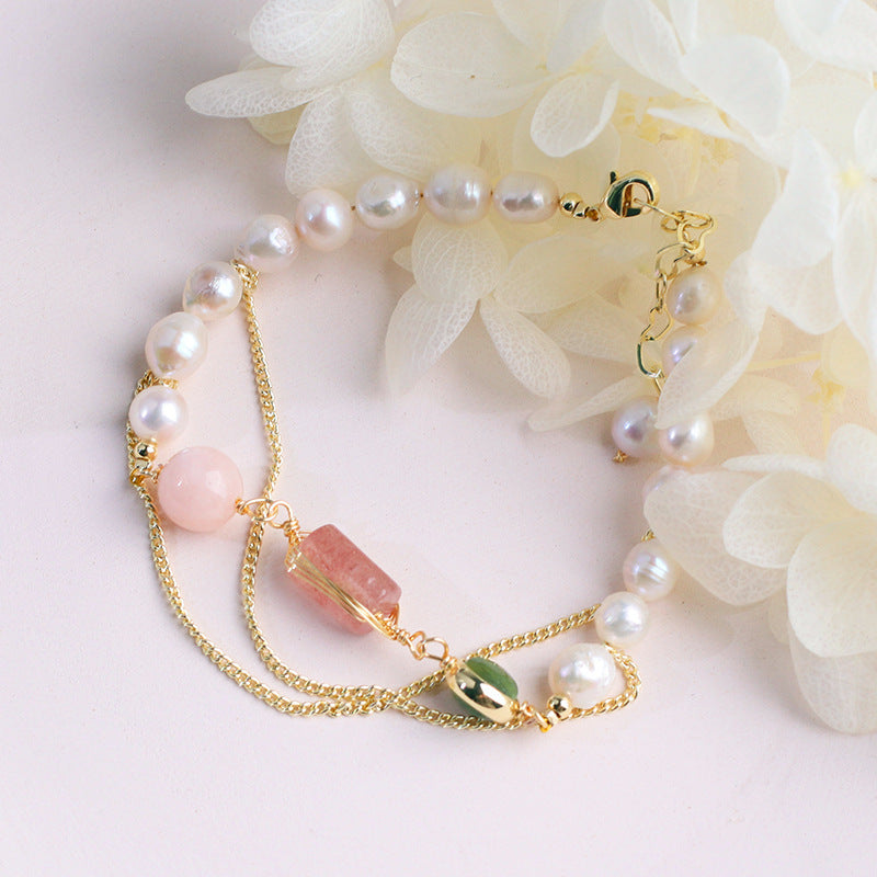 Pearl Bracelet with Strawberry Crystal