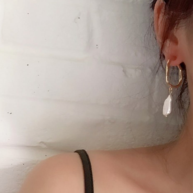 Minimalist Pearl Stud Earrings