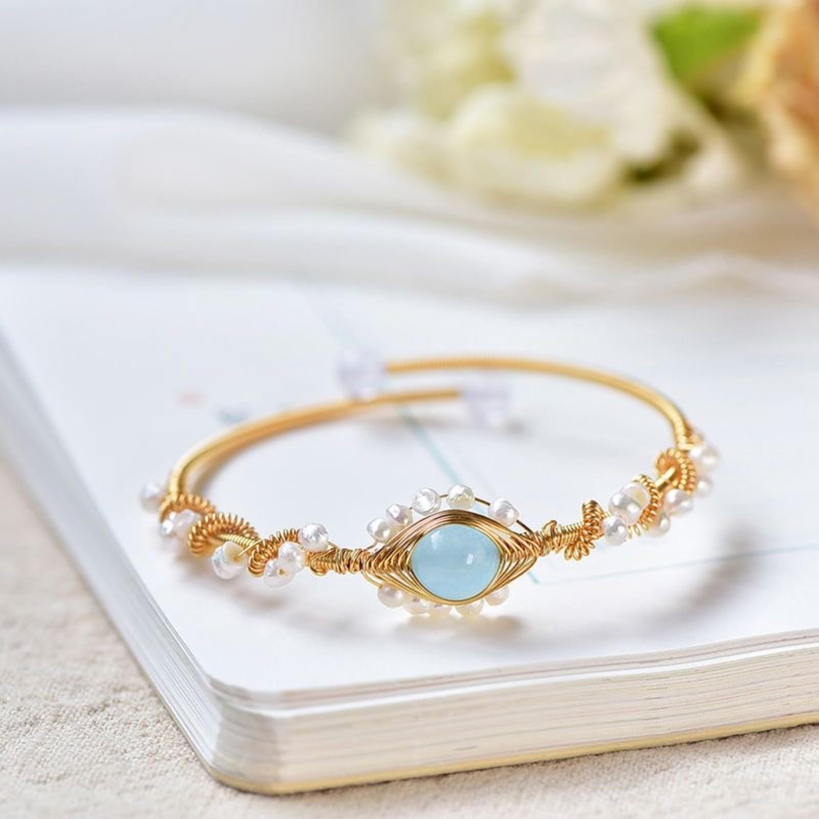 Vintage Gold-Plated Pearl Bracelet