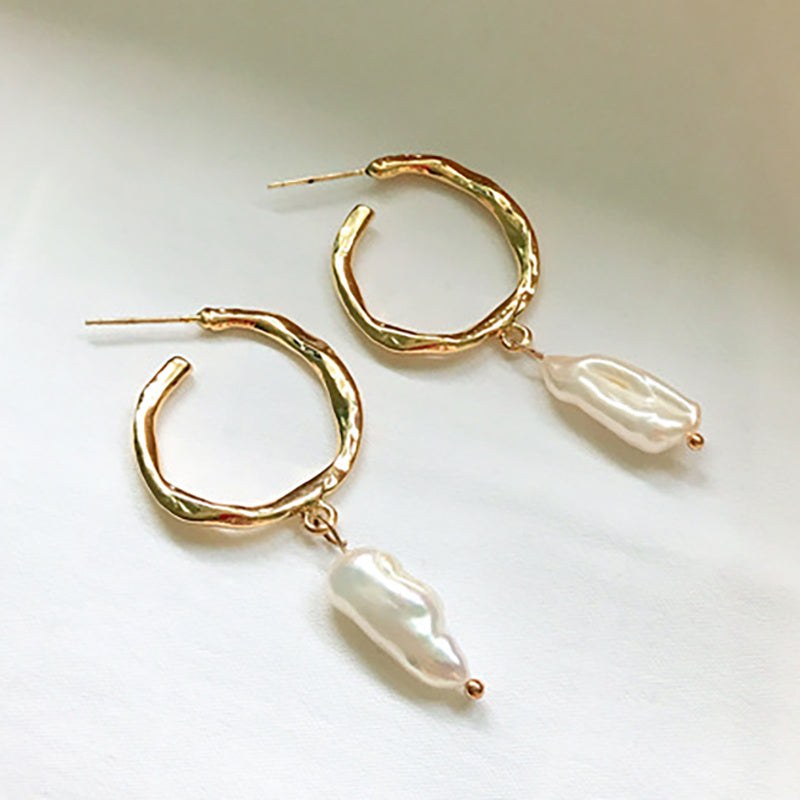 Minimalist Pearl Stud Earrings