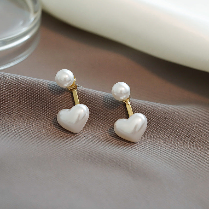 Elegant Pearl Heart Stud Earrings