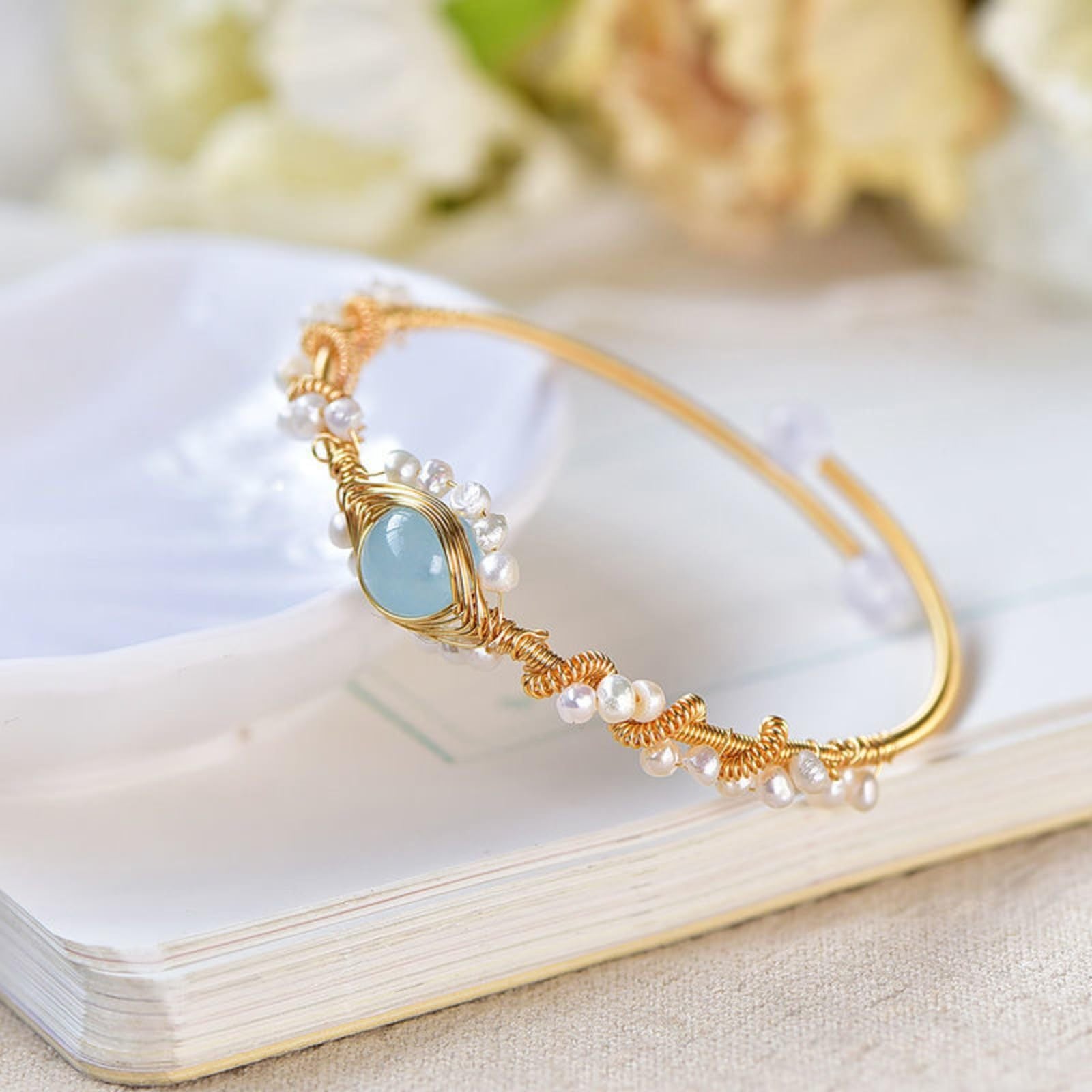 Vintage Gold-Plated Pearl Bracelet