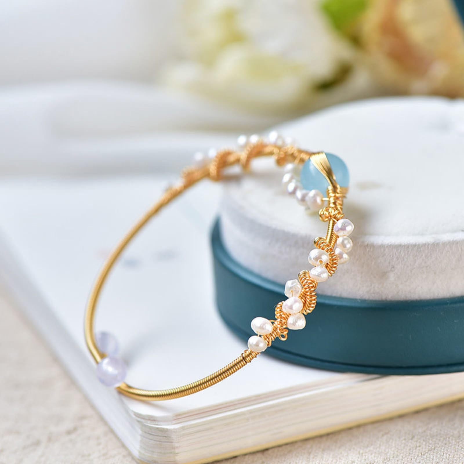 Vintage Gold-Plated Pearl Bracelet
